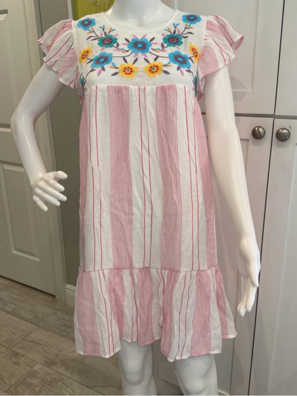 NWT Blu Pepper Sz M Embroidered Pink & White Striped Dress